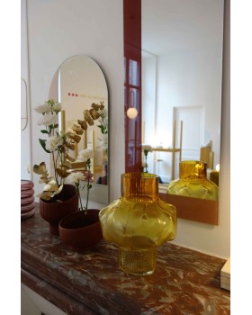 Bloom vase