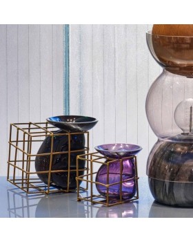 Trapped big vase