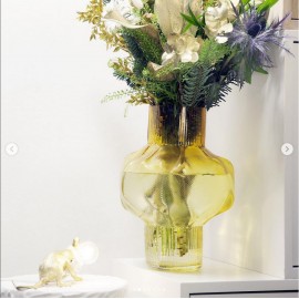 Bloom vase