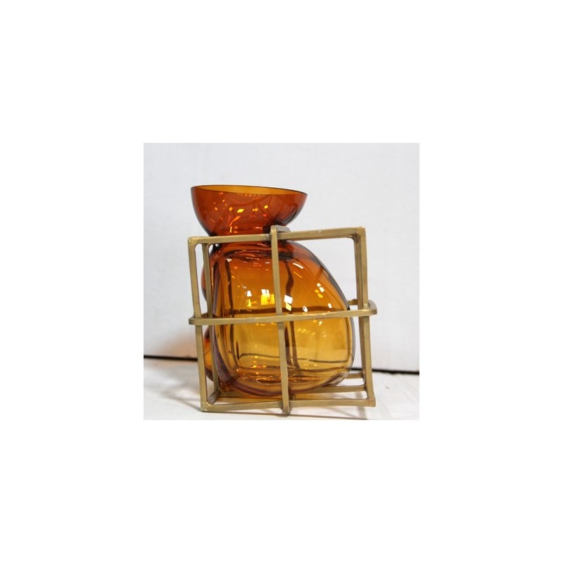 Vase Trapped small