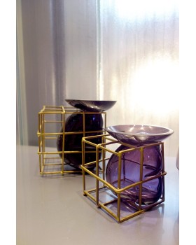 Trapped big vase